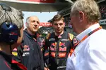 Foto zur News: Franz Tost, Max Verstappen (Toro Rosso) und Helmut Marko