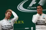 Foto zur News: Nico Rosberg (Mercedes) und Lewis Hamilton (Mercedes)