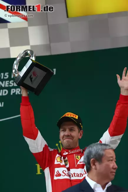 Foto zur News: Sebastian Vettel (Ferrari)