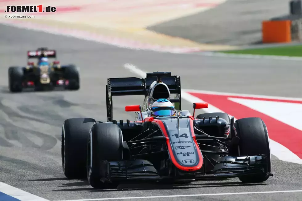 Foto zur News: Fernando Alonso (McLaren)