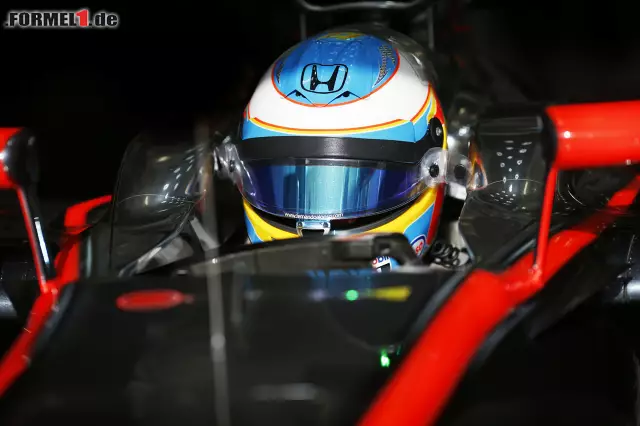 Foto zur News: Fernando Alonso war nach dem Zeitenfahren auf dem 14. Rang zu finden während Teamkollege...