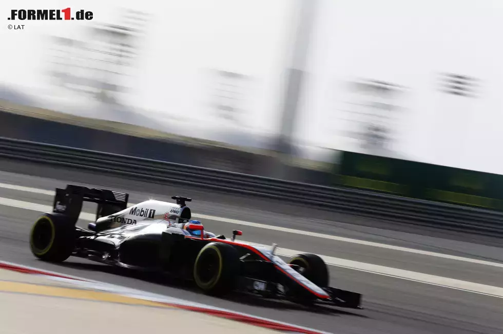 Foto zur News: Fernando Alonso (McLaren)