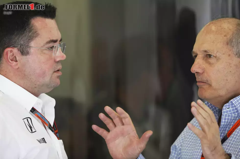 Foto zur News: Eric Boullier und Ron Dennis