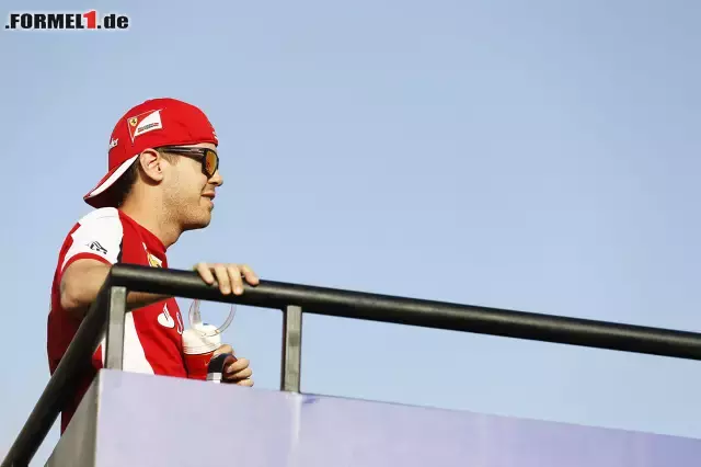 Foto zur News: Sebastian Vettel (Scuderia Ferrari)