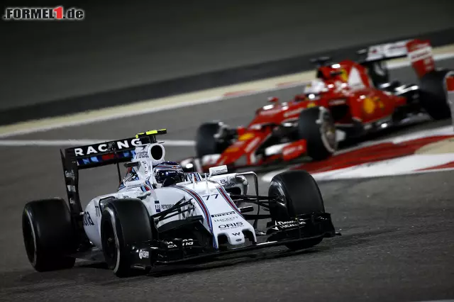 Foto zur News: Valtteri Bottas und Sebastian Vettel