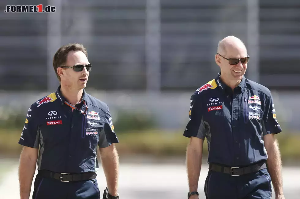 Foto zur News: Christian Horner mit Adrian Newey (Infiniti Red Bull Racing)