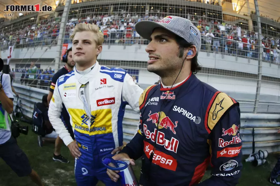 Foto zur News: Marcus Ericsson (Sauber) und Carlos Sainz (Toro Rosso)