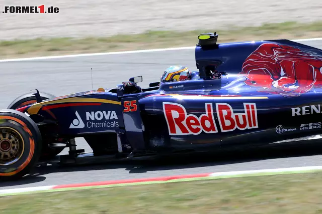 Foto zur News: Carlos Sainz (Scuderia Toro Rosso) folgte auf dem fünften Rennen. Der starke Spanier hatte bei seinem ersten Heimrennen 1,455 Sekunden auf die Bestzeit