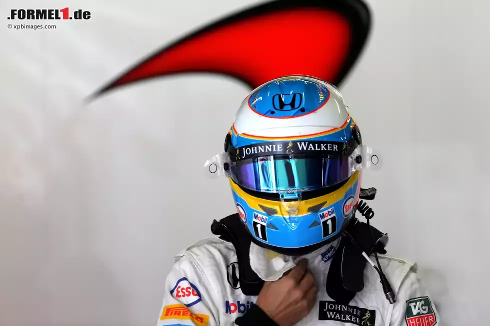 Foto zur News: Fernando Alonso (McLaren)