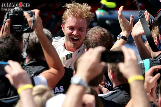 Foto zur News: Nico Rosberg (Mercedes AMG Petronas Formula One Team)