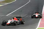 Foto zur News: Roberto Merhi (Manor-Marussia) und Will Stevens (Manor-Marussia)