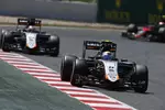 Foto zur News: Sergio Perez (Force India) und Nico Hülkenberg (Force India)