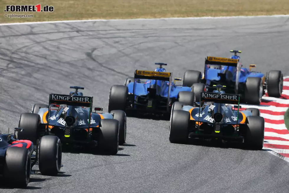 Foto zur News: Nico Hülkenberg (Force India) und Sergio Perez (Force India)