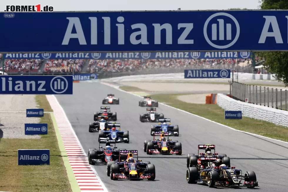 Foto zur News: Romain Grosjean (Lotus), Daniel Ricciardo (Red Bull), Pastor Maldonado (Lotus) und Fernando Alonso (McLaren)