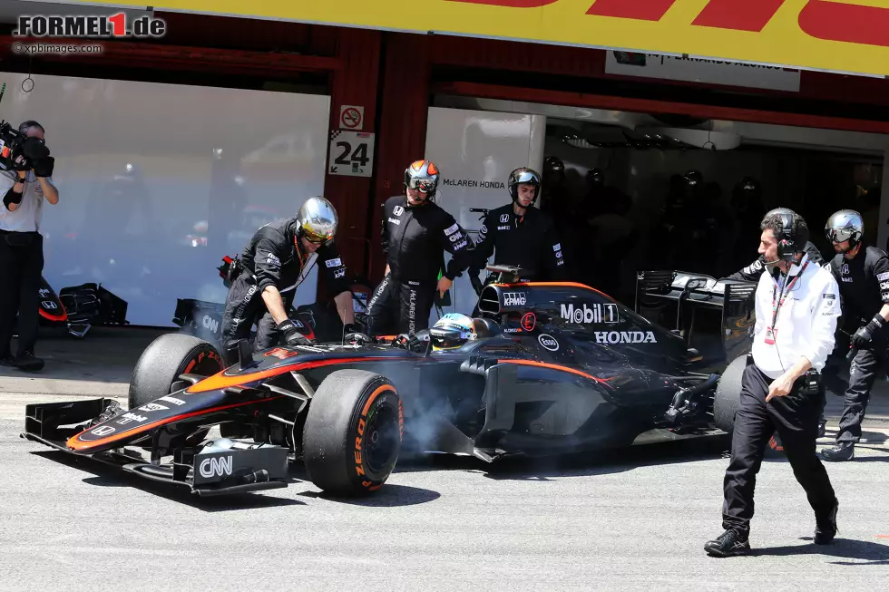 Foto zur News: Fernando Alonso (McLaren)