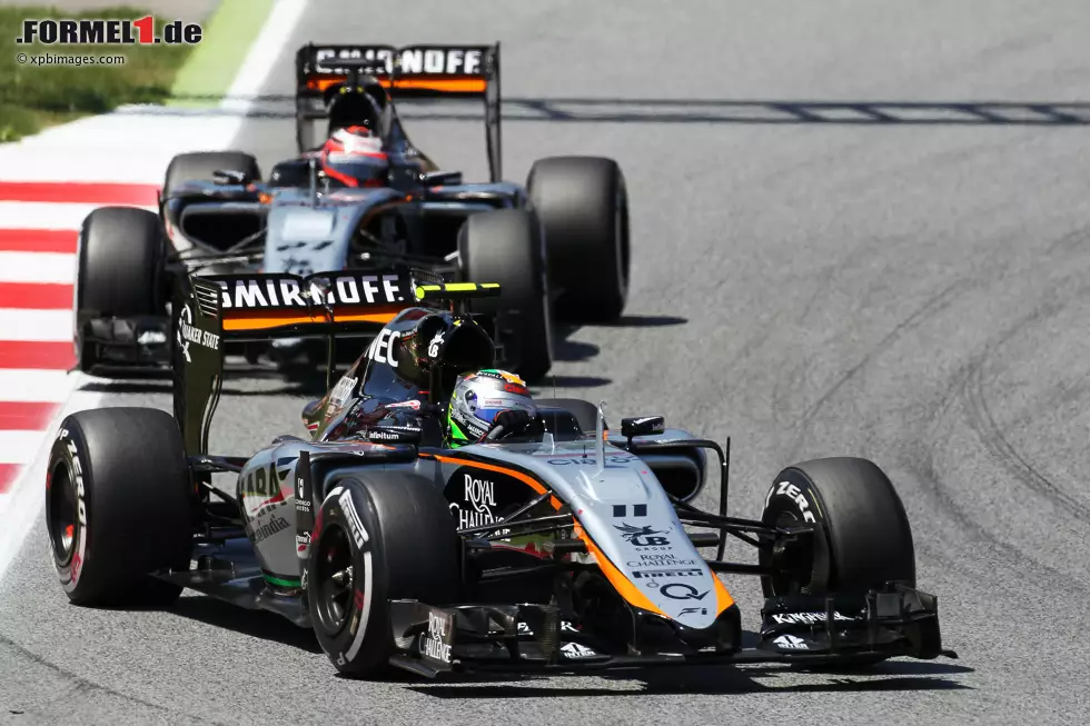 Foto zur News: Sergio Perez (Force India) und Nico Hülkenberg (Force India)