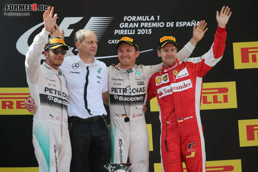 Foto zur News: Lewis Hamilton (Mercedes), Nico Rosberg (Mercedes) und Sebastian Vettel (Ferrari)