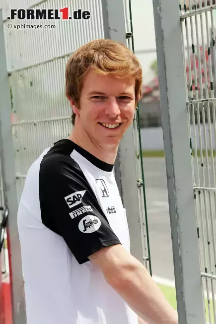 Foto zur News: Oliver Turvey (McLaren)