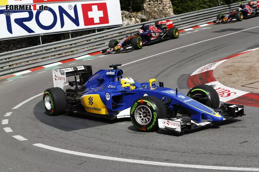 Foto zur News: Marcus Ericsson (Sauber) und Max Verstappen (Toro Rosso)