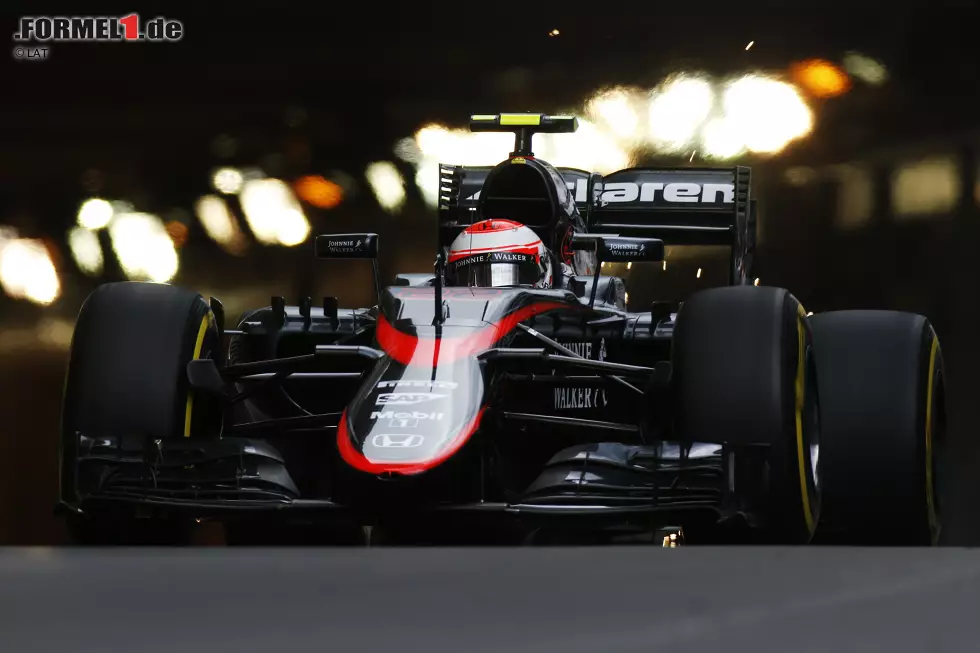 Foto zur News: Jenson Button (McLaren)