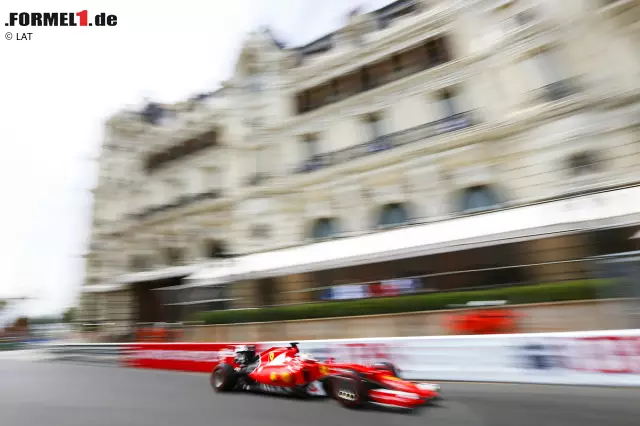 Foto zur News: Am Vormittag war Sebastian Vettel noch Schnellster, am Nachmittag fuhr er hinterher. Dem Deutschen fehlten als Drittem 0,751 Sekunden auf den Bestwert