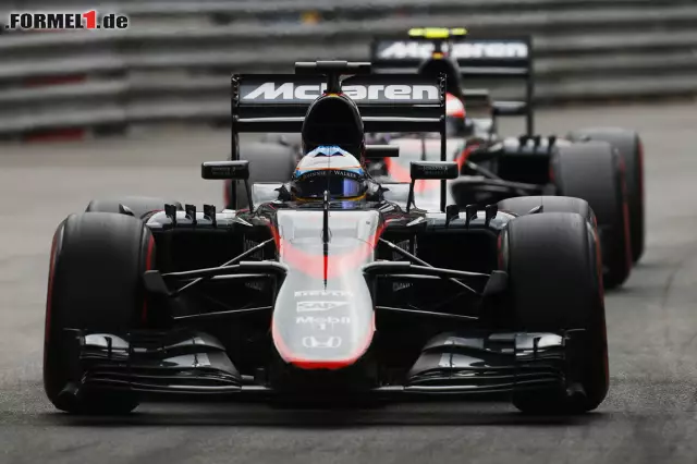 Foto zur News: Fernando Alonso (McLaren Honda)