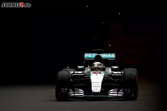 Foto zur News: Lewis Hamilton (Mercedes AMG Petronas Formula One Team)