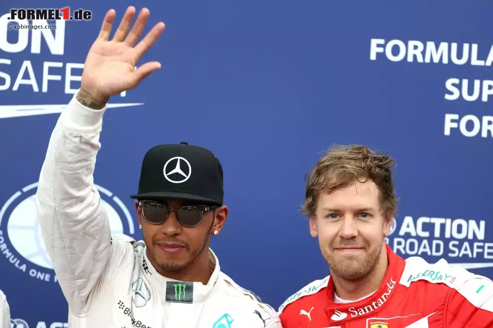 Foto zur News: Lewis Hamilton (Mercedes) und Sebastian Vettel (Ferrari)