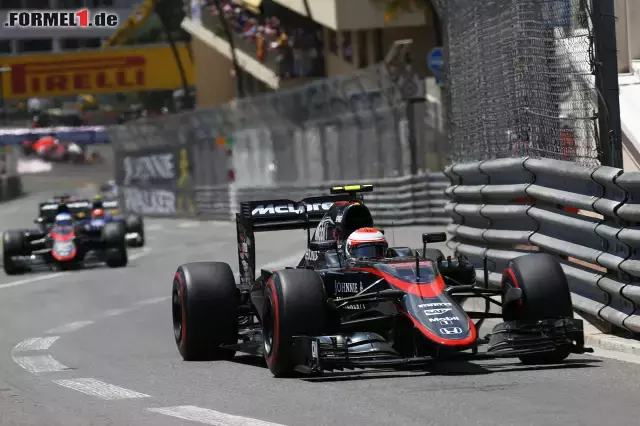 Foto zur News: Jenson Button Fernando Alonso (McLaren Honda)