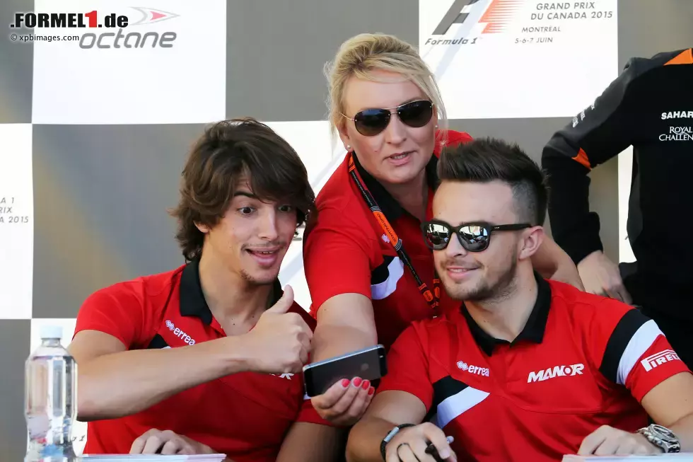 Foto zur News: Roberto Merhi (Manor-Marussia) und Will Stevens (Manor-Marussia)