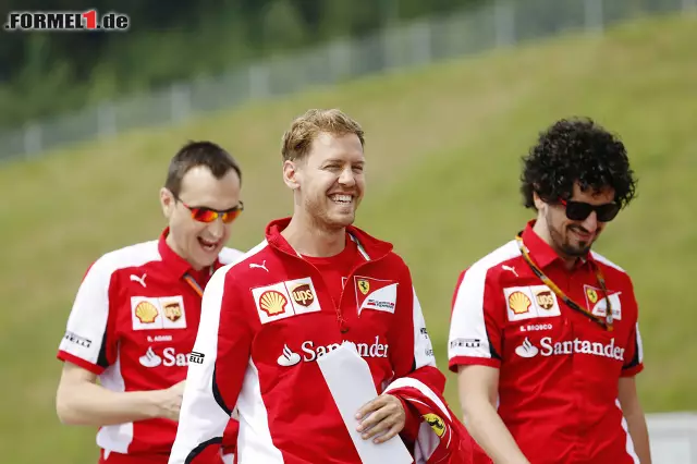 Foto zur News: Sebastian Vettel (Scuderia Ferrari)