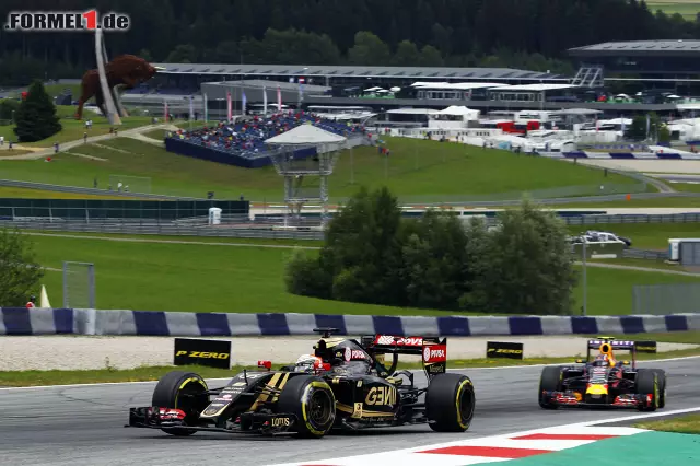 Foto zur News: Romain Grosjean war der Letzte, der es in die Top 10 schaffte. Der Lotus-Fahrer fuhr da jedoch keine gezeitete Runde mehr