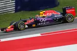 Foto zur News: Daniil Kwjat (Red Bull)