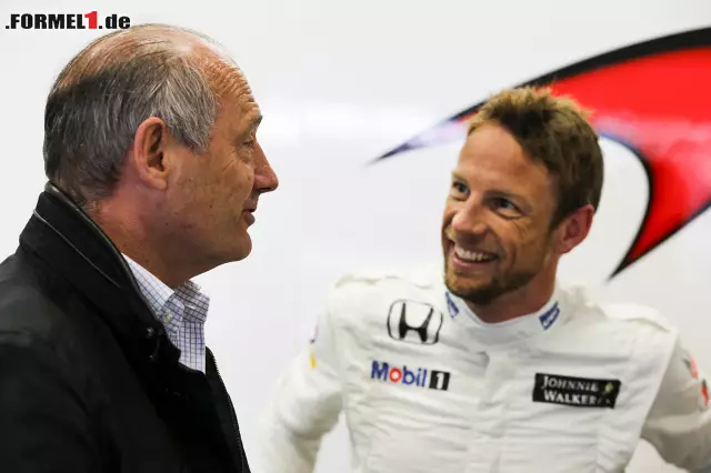 Foto zur News: Ron Dennis mit Jenson Button (McLaren Honda)