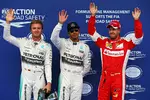 Foto zur News: Nico Rosberg (Mercedes), Lewis Hamilton (Mercedes) und Sebastian Vettel (Ferrari)