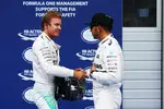 Foto zur News: Nico Rosberg (Mercedes) und Lewis Hamilton (Mercedes)