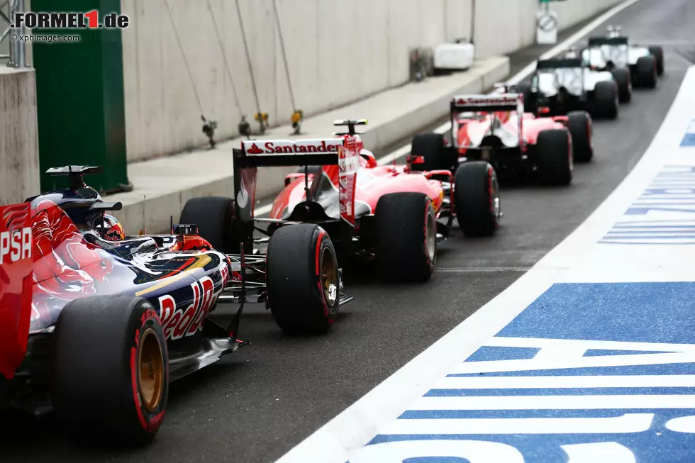 Foto zur News: Nico Rosberg (Mercedes), Lewis Hamilton (Mercedes), Sebastian Vettel (Ferrari), Max Verstappen (Toro Rosso) und Kimi Räikkönen (Ferrari)