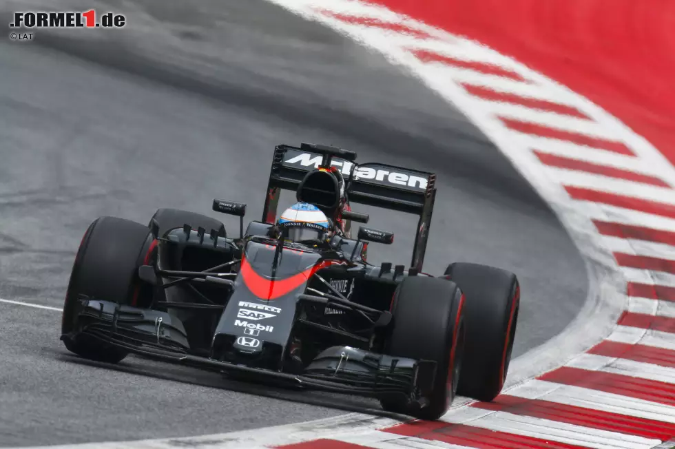 Foto zur News: Fernando Alonso (McLaren)