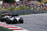Foto zur News: Max Verstappen (Toro Rosso) und Valtteri Bottas (Williams)
