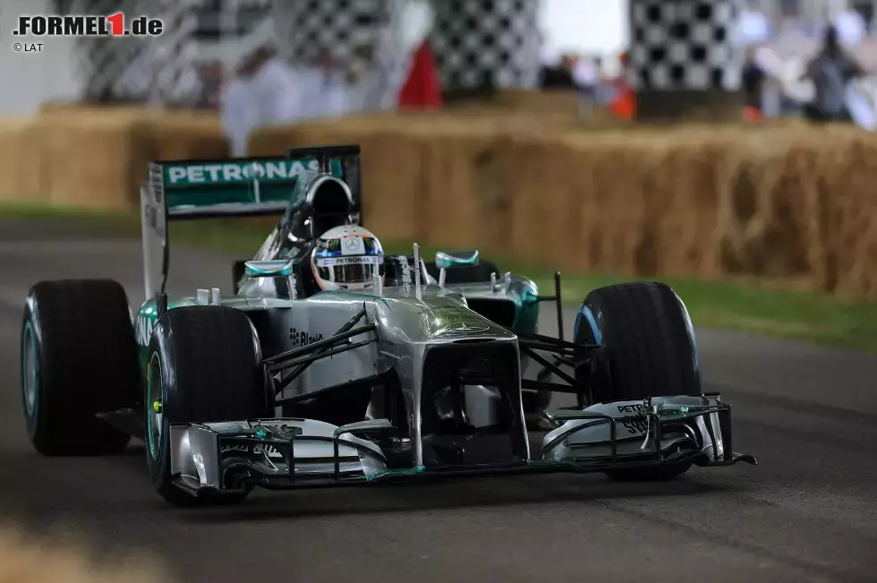 Foto zur News: Anthony Davidson im Mercedes W04