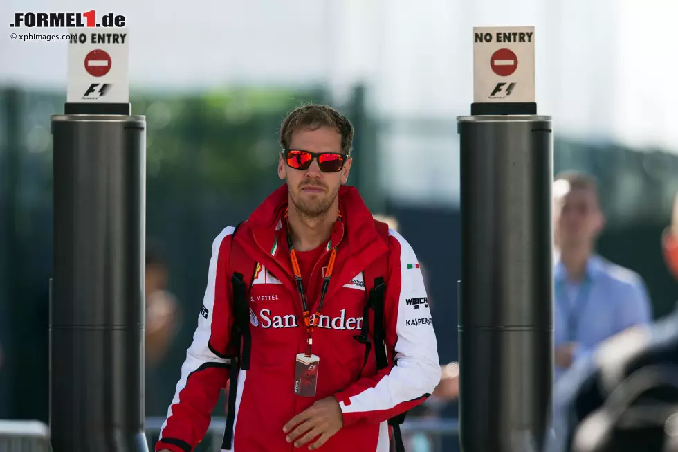 Foto zur News: Sebastian Vettel (Ferrari)