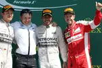 Foto zur News: Nico Rosberg (Mercedes), Lewis Hamilton (Mercedes) und Sebastian Vettel (Ferrari)