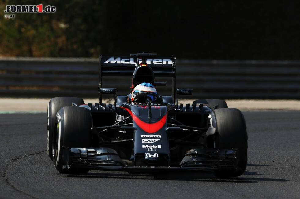 Foto zur News: Fernando Alonso (McLaren)