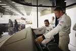 Foto zur News: Fernando Alonso (McLaren) und Jenson Button (McLaren)