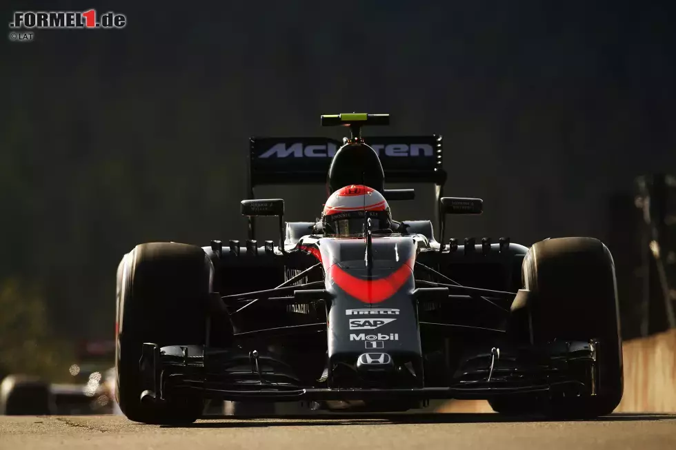 Foto zur News: Jenson Button (McLaren)