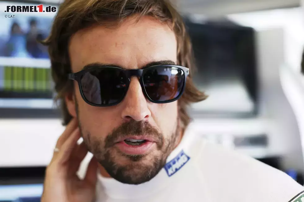 Foto zur News: Fernando Alonso (McLaren)