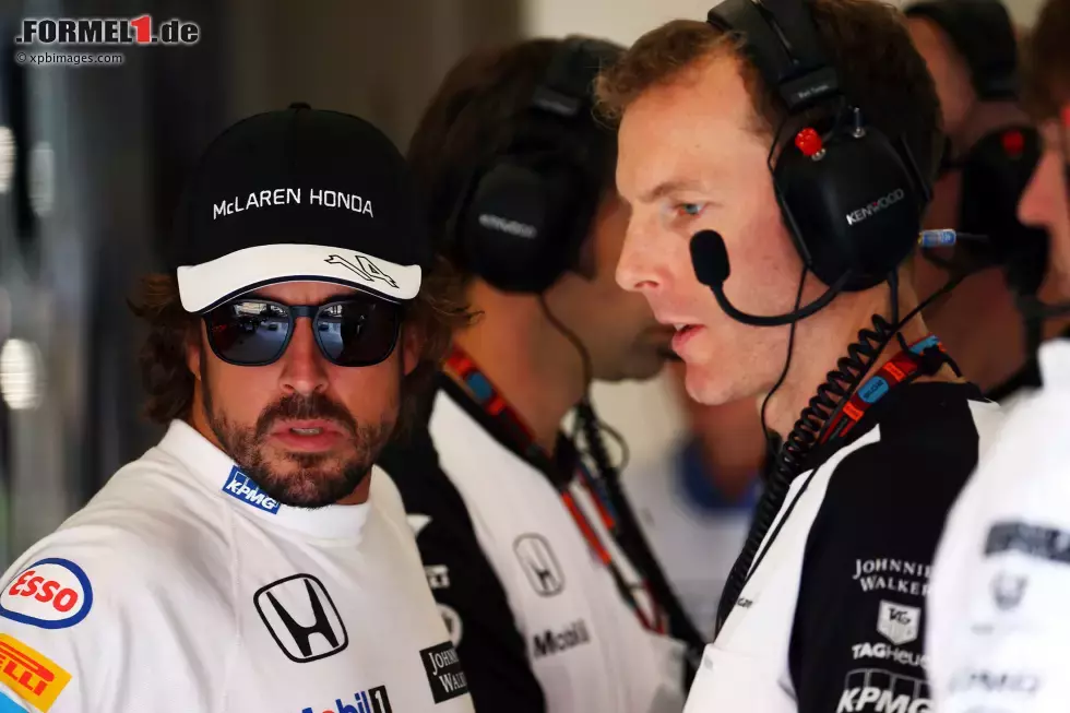 Foto zur News: Fernando Alonso (McLaren)