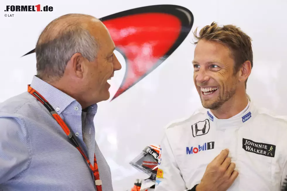 Foto zur News: Ron Dennis und Jenson Button (McLaren)