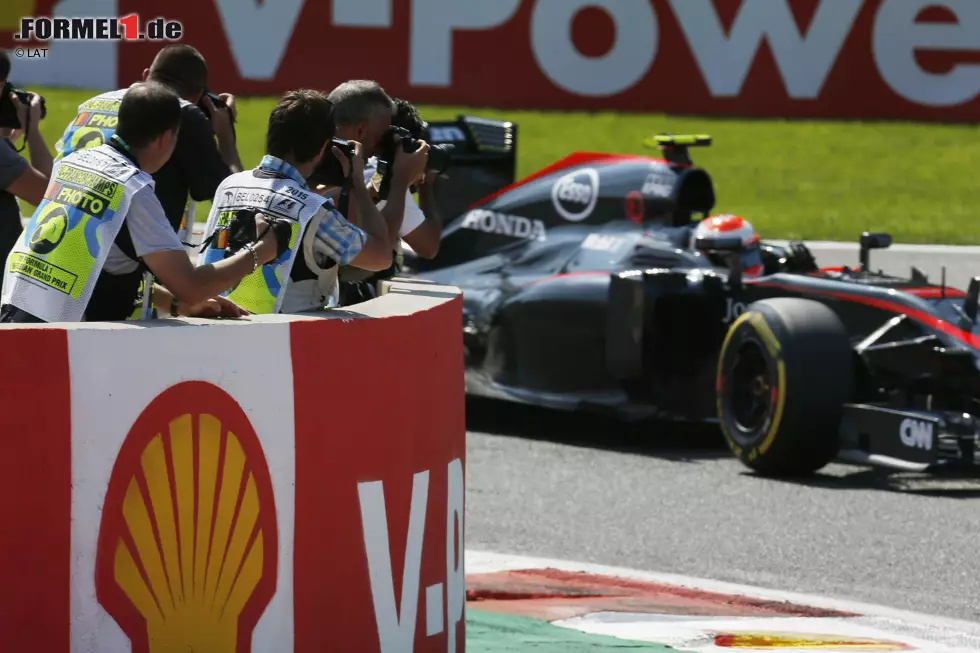 Foto zur News: Jenson Button (McLaren)