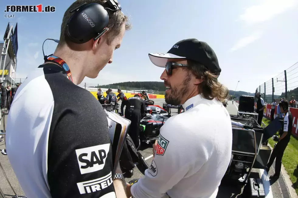 Foto zur News: Fernando Alonso (McLaren)